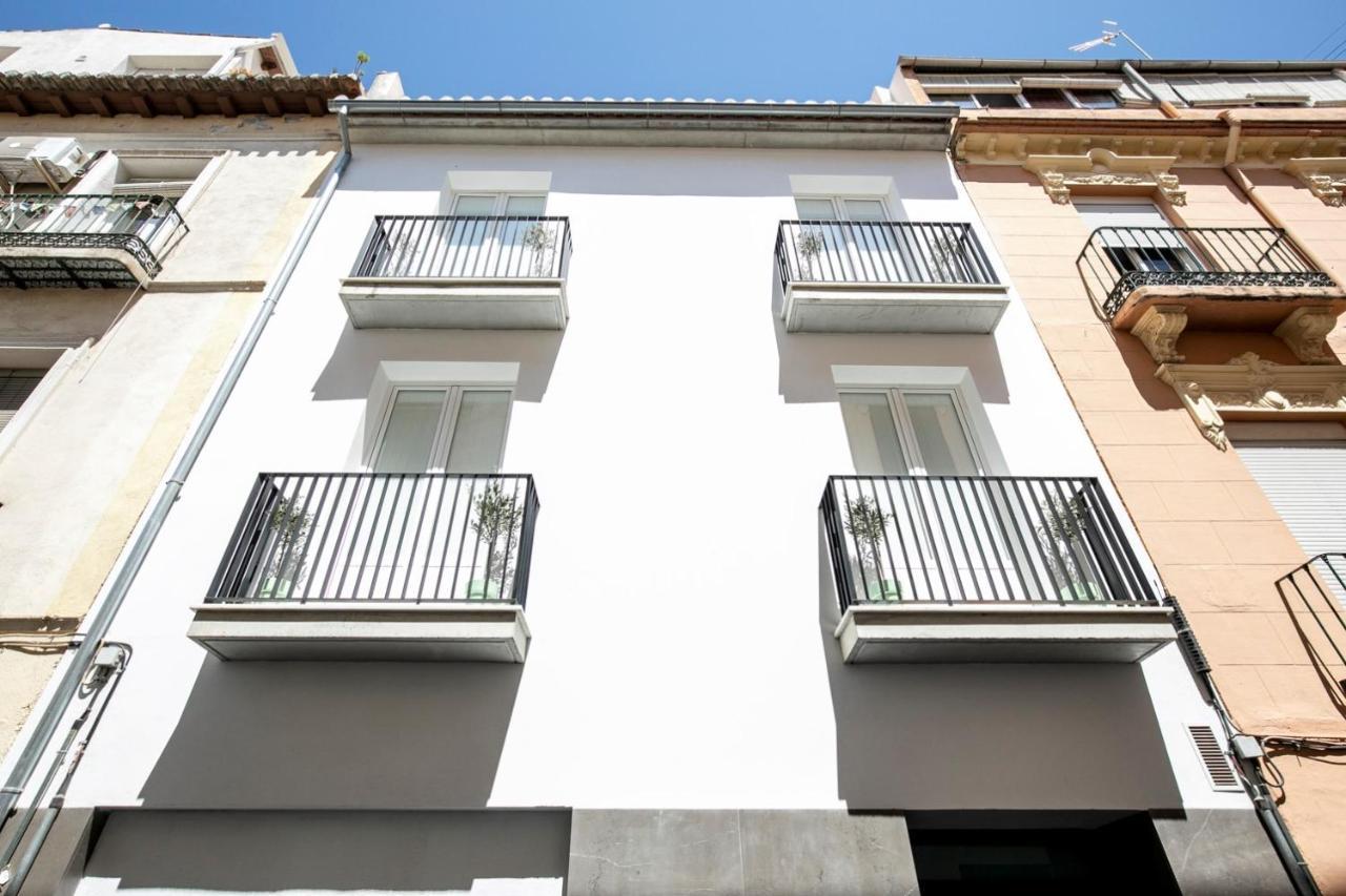 Hi Room - Smart Apartments - He 1 Granada Exterior photo